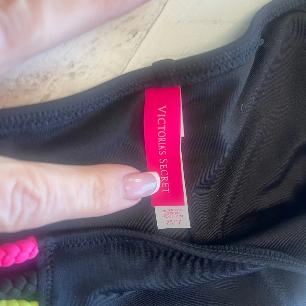 Vintage Victorias Secret bikini - Picture 5 of 5